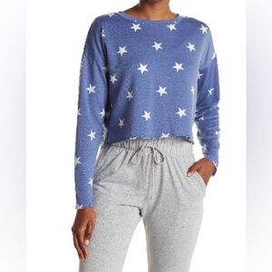 Worn 1X, socialite, women’s LS, lightweight, cropped top in star print